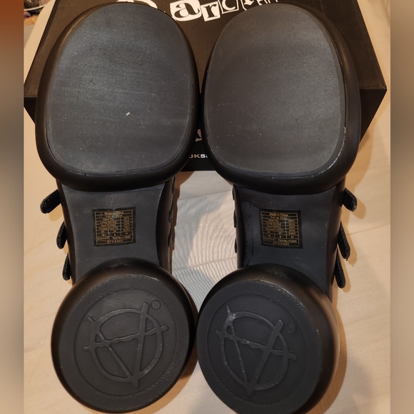 ANARCHIC BY T.U.K. - BUBBLE HEEL MARY JANES - PRE-LOVED - Picture 2 of 6